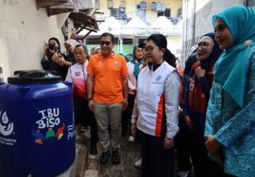 Setelah Wilayah Jakarta Barat, PAM JAYA dan TP PKK DKI Jakarta Bagi Toren Air Gratis kepada Masyarakat Jakarta Utara