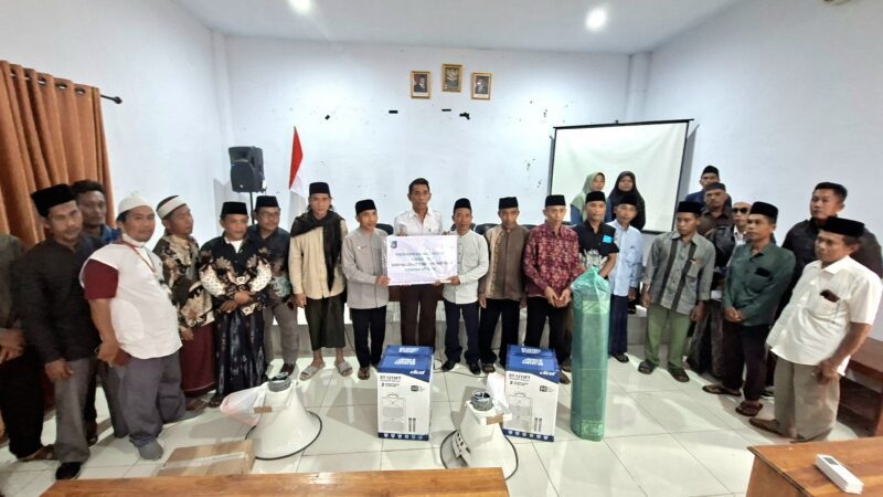 Baznas Loteng Salurkan Bantuan “Tastura Cerdas” dan “Iman Taqwa” di Kecamatan Pujut