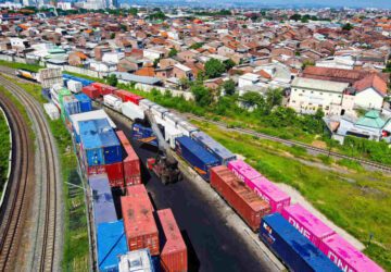 KAI Logistik Siap Tingkatkan Kapasitas Angkut Peti Kemas Ke Semarang