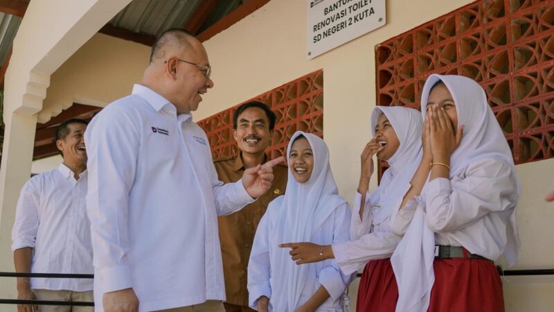 Lewat TJSL, ITDC Hadirkan Toilet Bersih untuk Siswa SDN 2 Kuta