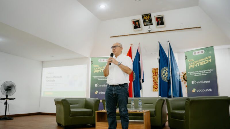 Masih Maraknya Pinjol Ilegal, Adapundi Berikan Literasi dan Inklusi Keuangan pada Mahasiswa dan UMKM di Bali