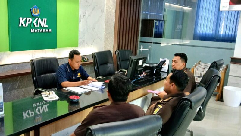 Setelah Rumah Rp3 Miliar di Bali, Kini Sawah Koruptor di Loteng Laku Rp369 Juta