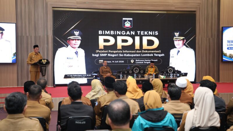 Sekolah Wajib Transparan, Wabup Nursiah Perkuat PPID di 88 SMP Negeri Lombok Tengah