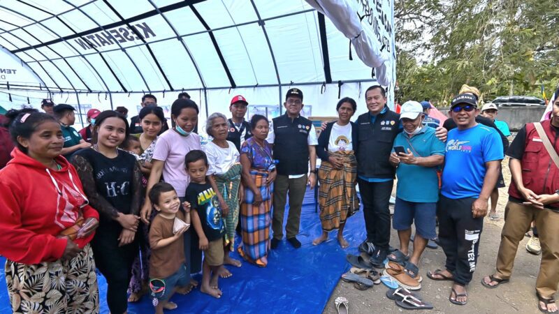 Miq Iqbal Temui Korban Gempa NTT