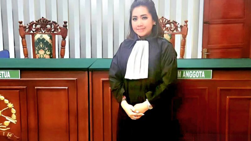 Tak Lagi di Hotman 911, Putri Maya Rumanti Dipecat Hotman Paris?