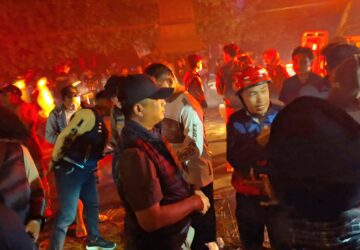 Baru Tiba dari NTT, Gubernur NTB Langsung Turun di Tengah Kebakaran Sade
