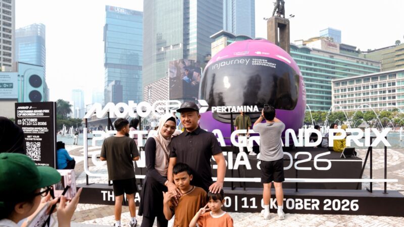 Giant Helmet Ramaikan Bundaran HI Jelang MotoGP Mandalika