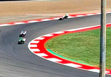 Nyaris Tersingkir, Veda Ega Bangkit di Detik Akhir dan Tembus Q2 Moto3 Mandalika